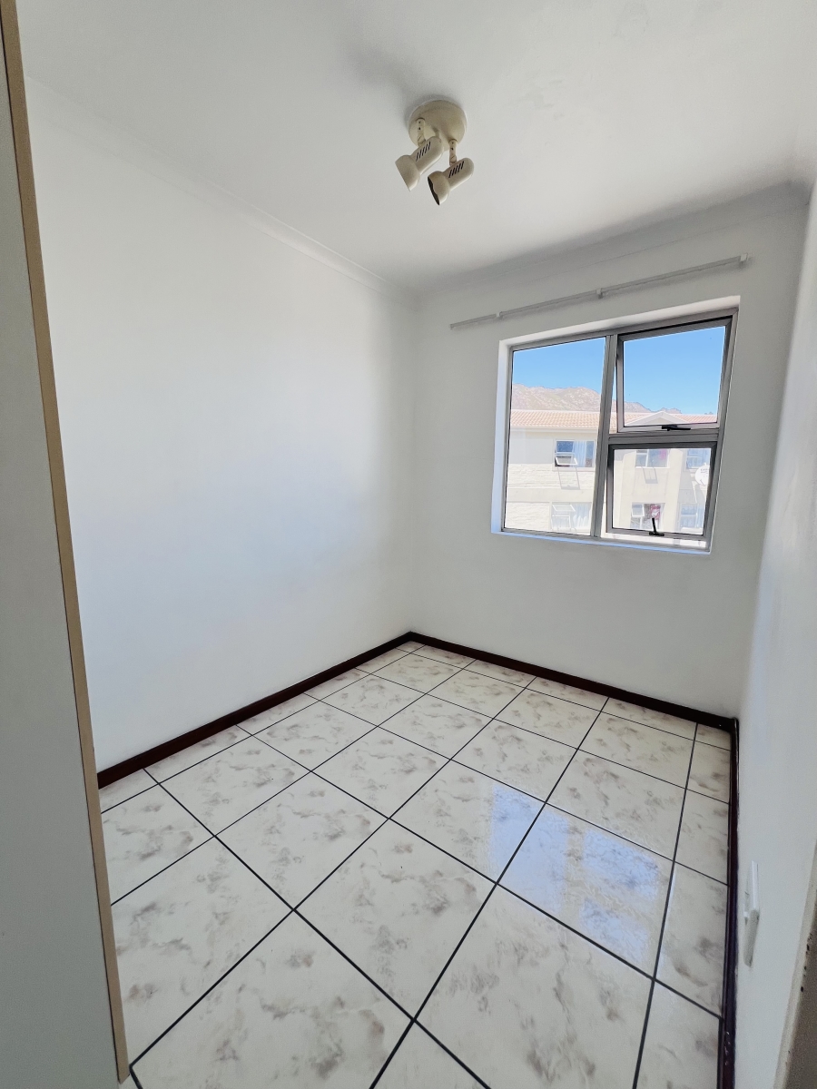 2 Bedroom Property for Sale in Anchorage Park Western Cape